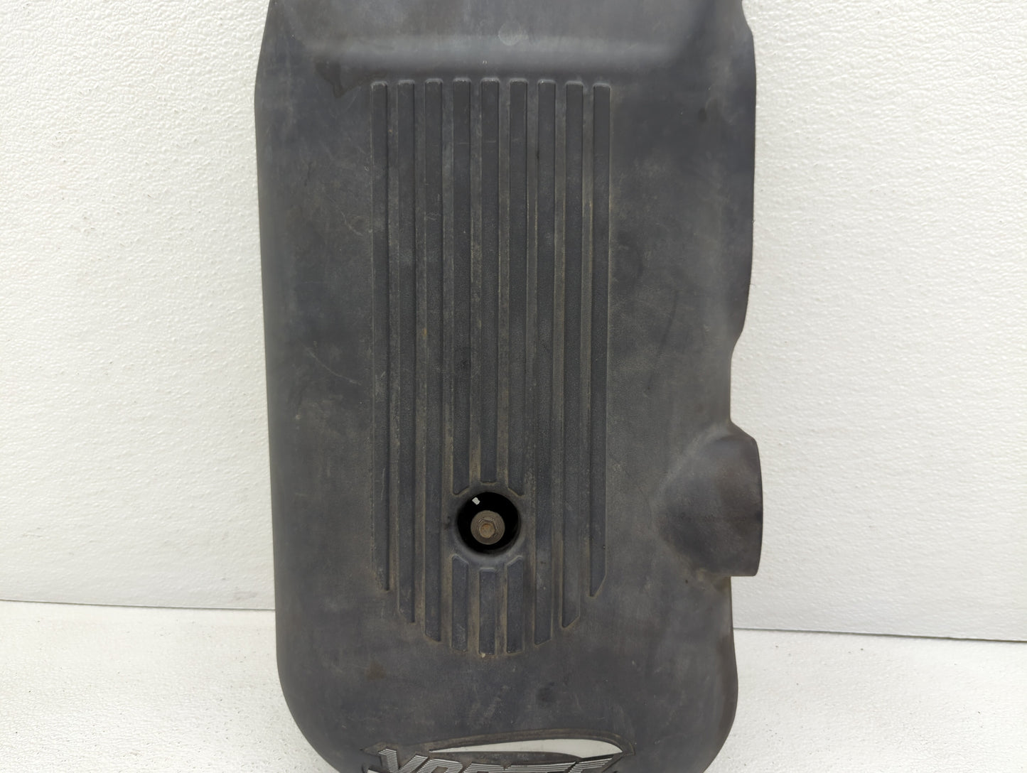 2003 Chevrolet Silverado 2500 Engine Cover - Oemusedautoparts1.com