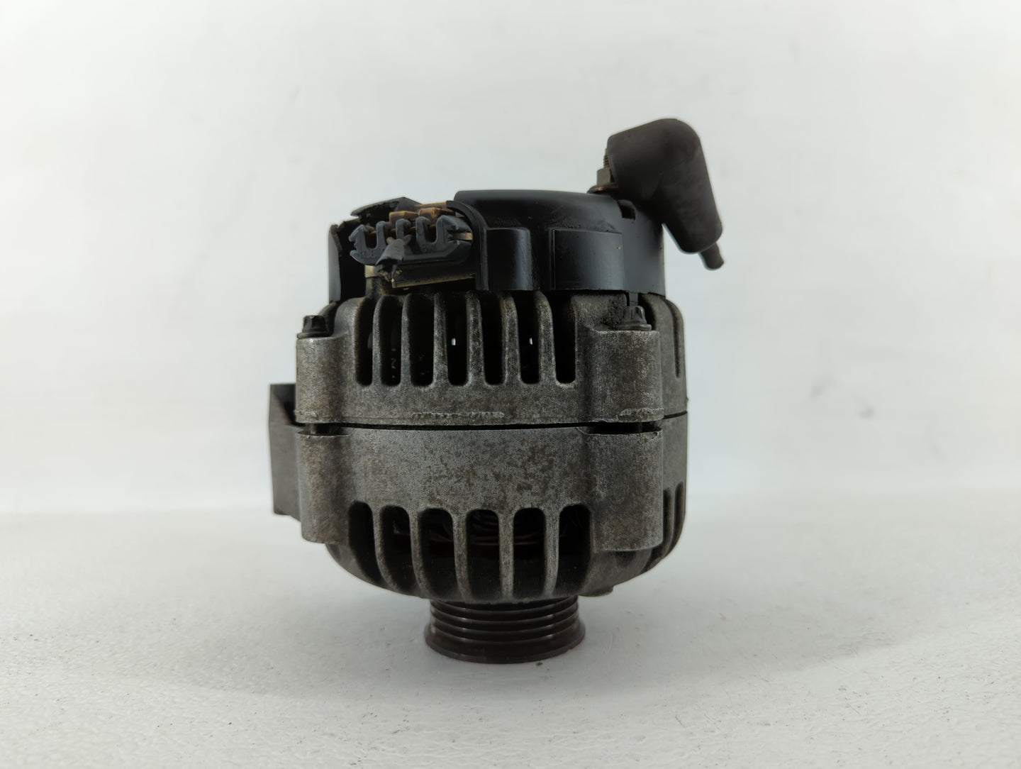 2003 Chevrolet Silverado 2500 Alternator Replacement Generator Charging Assembly Engine OEM Fits Fits 2010 2020 OEM Used Aut