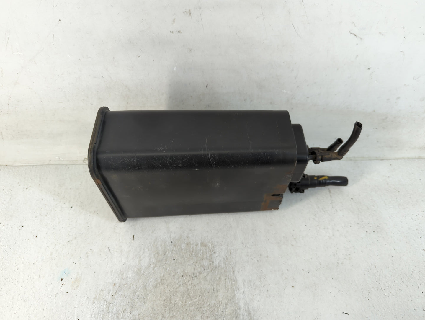 2003 Chevrolet Silverado 2500 Fuel Vapor Charcoal Canister - Oemusedautoparts1.com