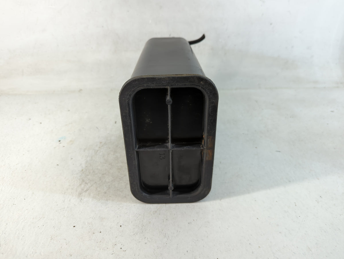 2003 Chevrolet Silverado 2500 Fuel Vapor Charcoal Canister - Oemusedautoparts1.com