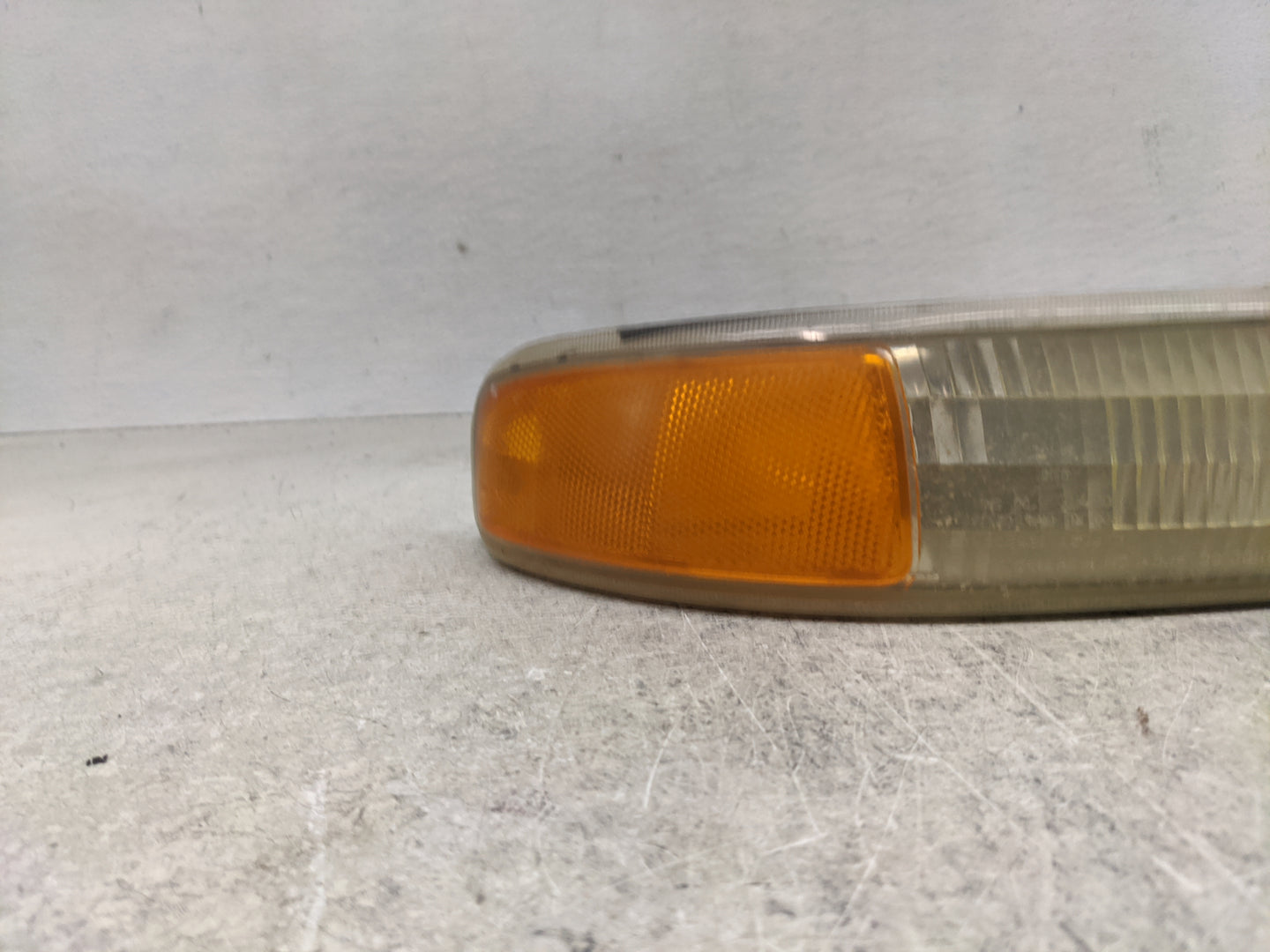 2003 Chevrolet Suburban Tail Light Assembly Passenger Right OEM Fits OEM Used Auto Parts - Oemusedautoparts1.com