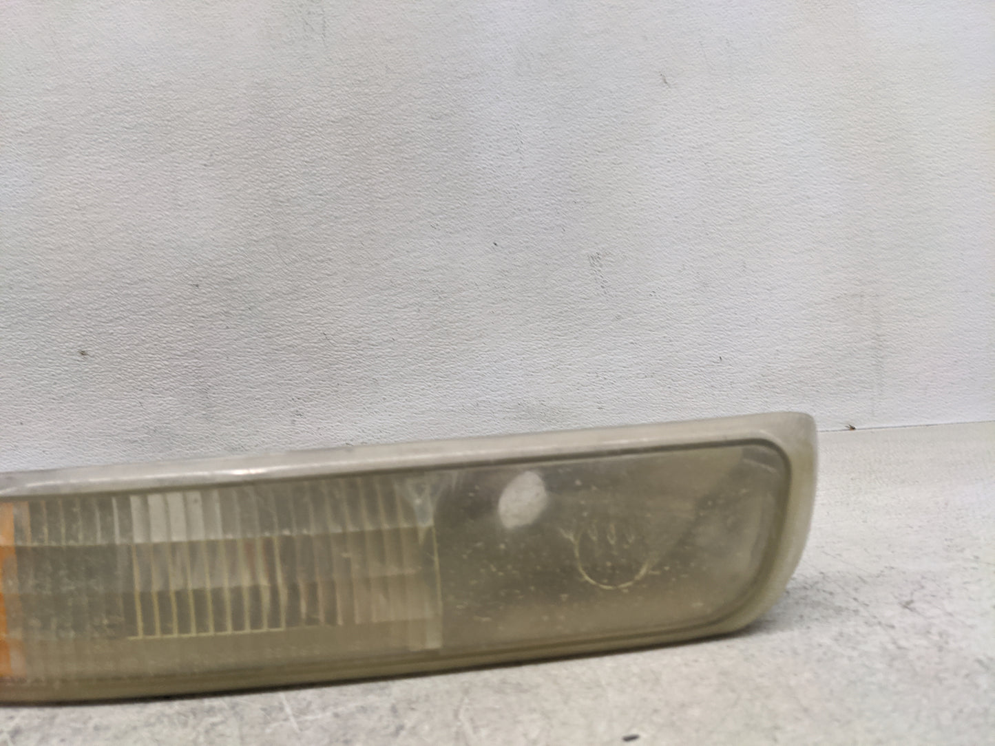 2003 Chevrolet Suburban Tail Light Assembly Passenger Right OEM Fits OEM Used Auto Parts - Oemusedautoparts1.com