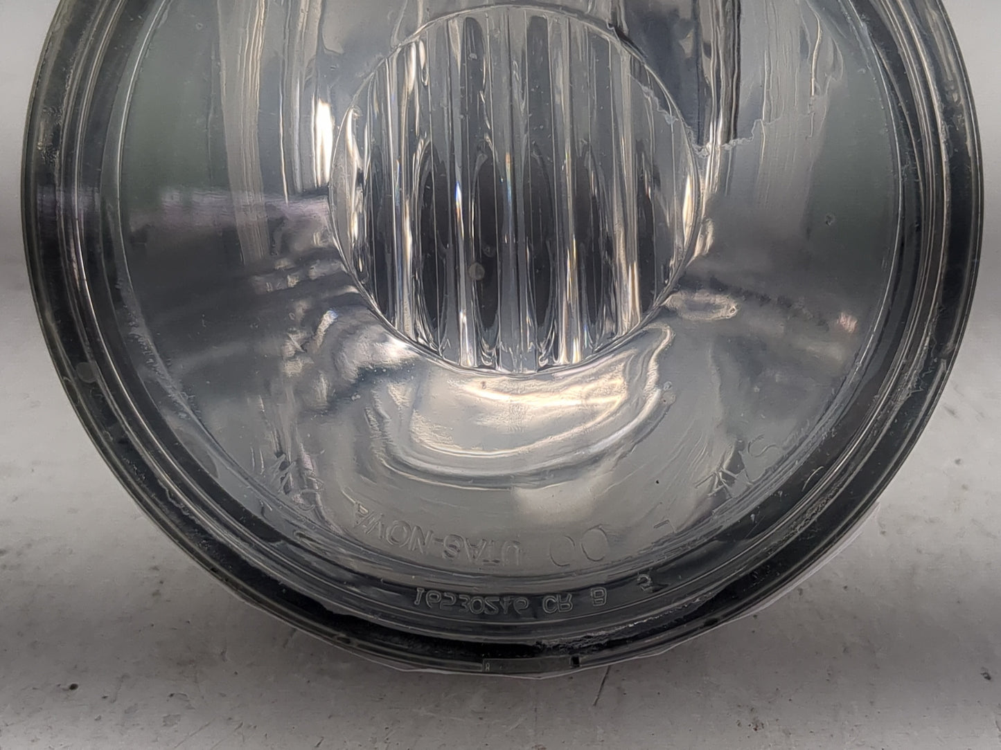 2002-2006 Chevrolet Suburban 1500 Driver Left Oem Front Light Lamp - Oemusedautoparts1.com