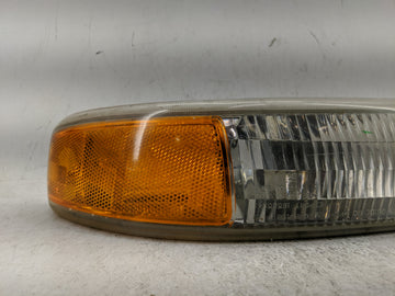 2000-2006 Chevrolet Suburban 1500 Driver Left Oem Front Light Lamp