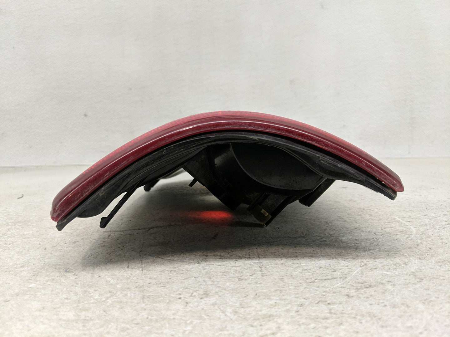 2000-2003 Chevrolet Suburban 1500 Tail Light Assembly Driver Left OEM Fits Fits 2000 2001 2002 2003 OEM Used Auto Parts - Oe