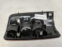 2000-2003 Chevrolet Suburban 1500 Tail Light Assembly Driver Left OEM P/N:16525375 Fits Fits 2000 2001 2002 2003 OEM Used Au