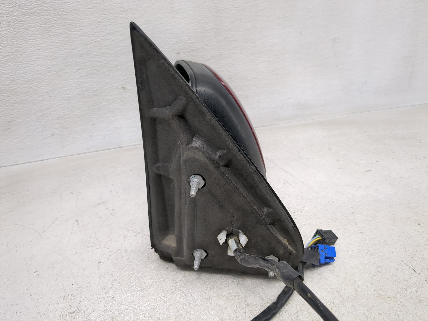 2003-2006 Chevrolet Suburban 1500 Passenger Side View Mirror - Right Door Mirror OEM Used - Oemusedautoparts1.com