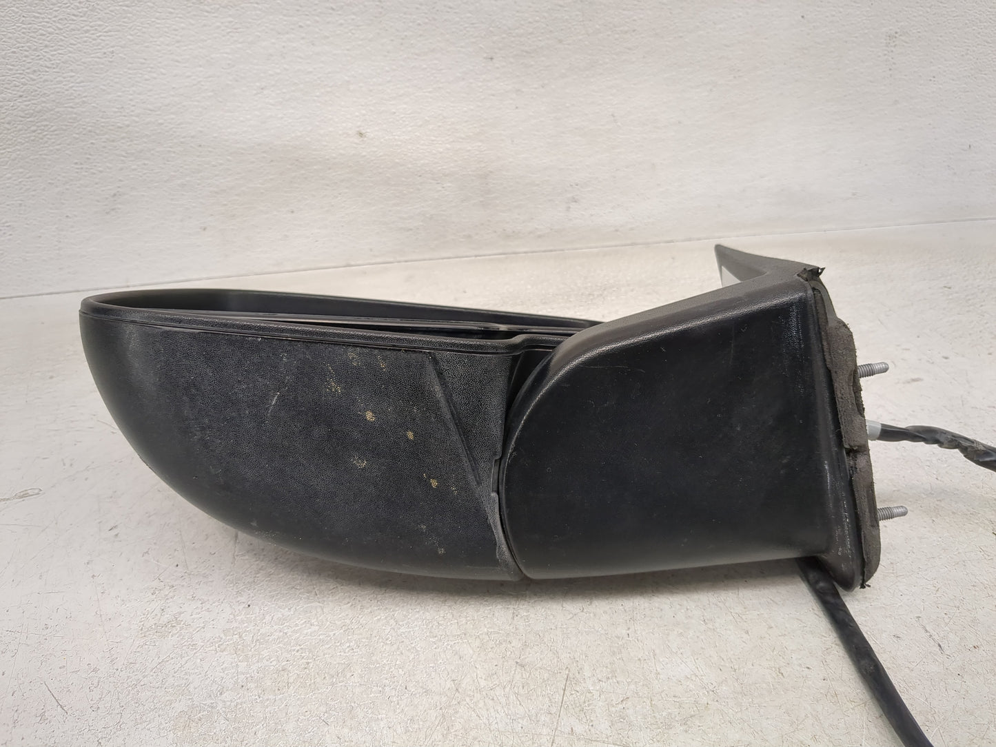 2003-2006 Chevrolet Suburban 1500 Passenger Side View Mirror - Right Door Mirror OEM Used - Oemusedautoparts1.com