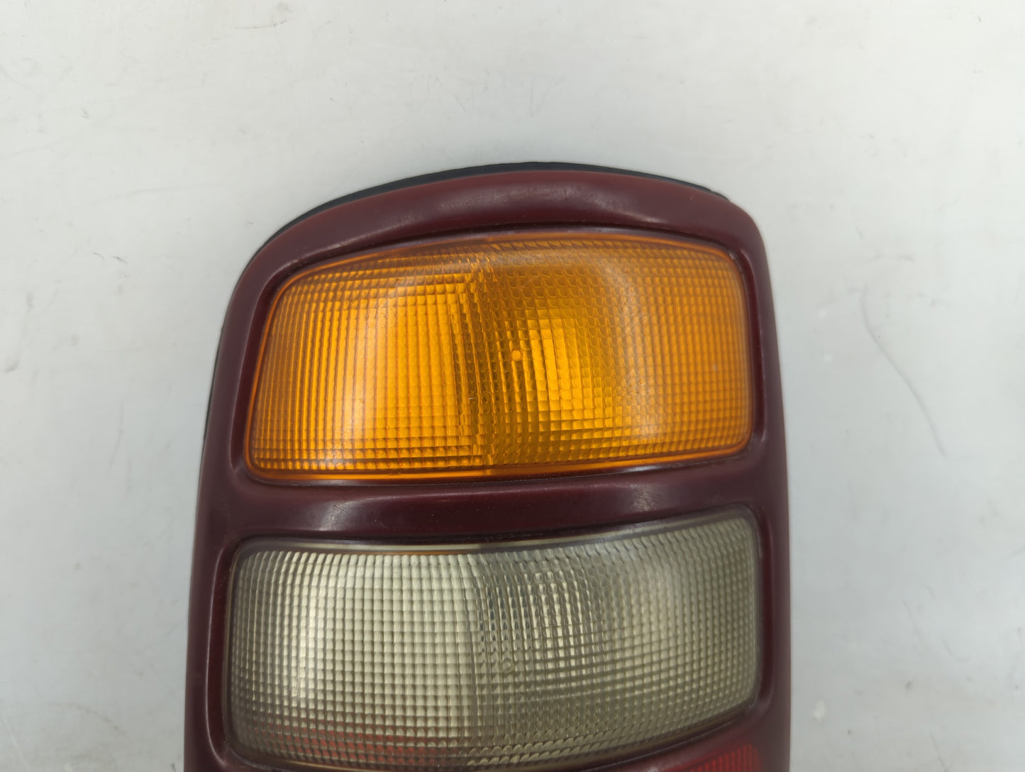 2000-2003 Chevrolet Suburban 1500 Tail Light Assembly Passenger Right OEM P/N:16525375A Fits Fits 2000 2001 2002 2003 OEM Us