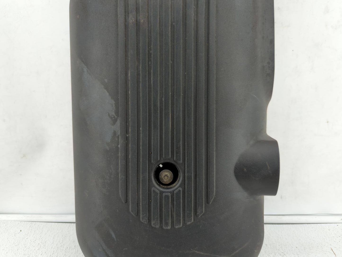 2003 Chevrolet Suburban 1500 Engine Cover Black - Oemusedautoparts1.com