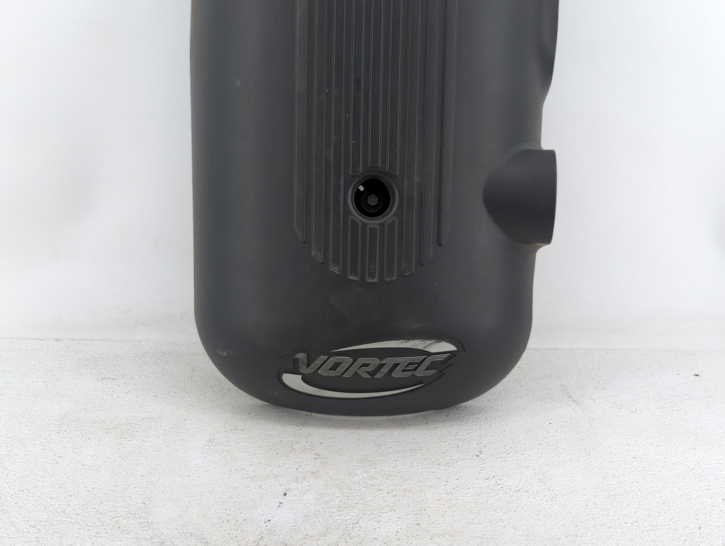 2003 Chevrolet Suburban 1500 Engine Cover - Oemusedautoparts1.com