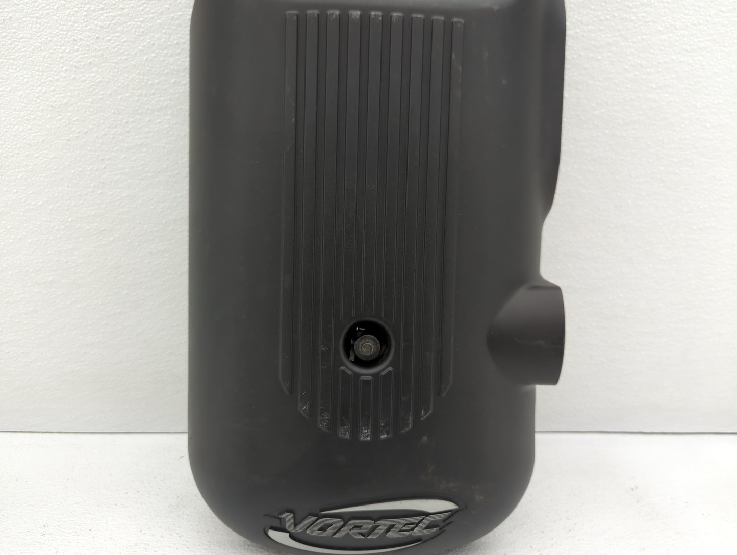 2003 Chevrolet Suburban 1500 Engine Cover - Oemusedautoparts1.com