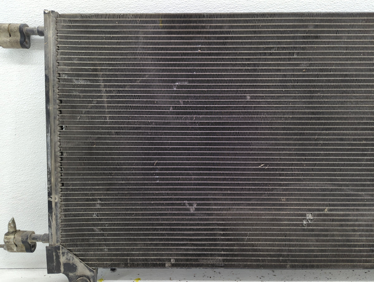 Chevrolet Suburban 1500 Left Radiator Fan Motor Assembly Black 629969 - Oemusedautoparts1.com