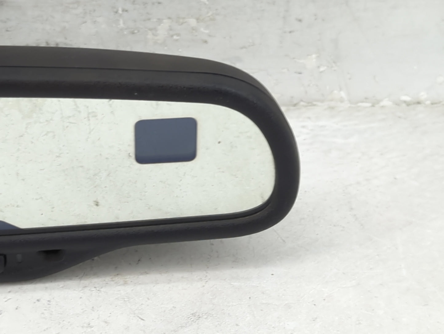2003 Chevrolet Suburban 1500 Interior Rear View Mirror Replacement OEM Fits OEM Used Auto Parts - Oemusedautoparts1.com