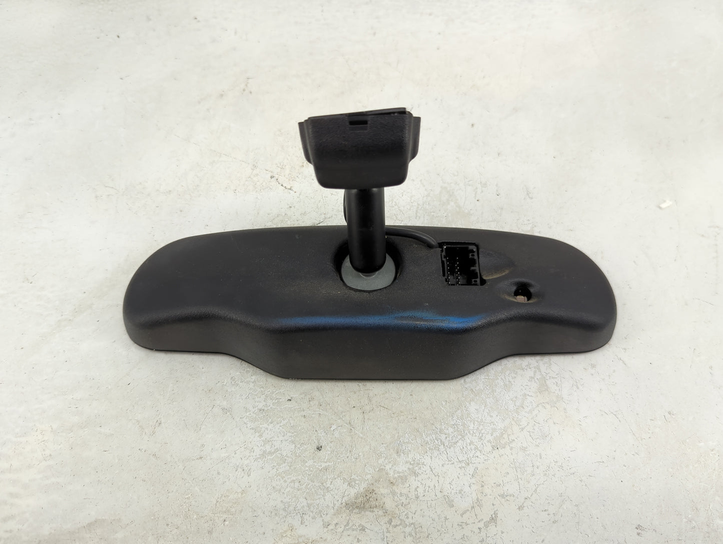 2003 Chevrolet Suburban 1500 Interior Rear View Mirror Replacement OEM Fits OEM Used Auto Parts - Oemusedautoparts1.com