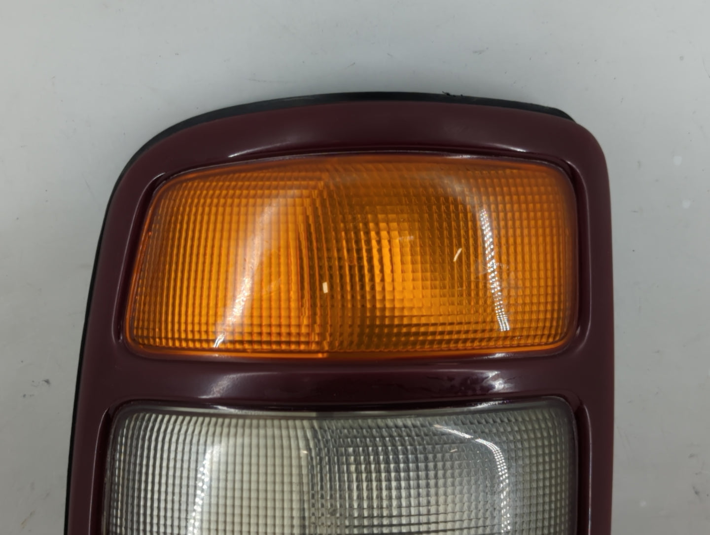 2000-2003 Chevrolet Tahoe Tail Light Assembly Driver Left OEM P/N:16525375 Fits Fits 2000 2001 2002 2003 OEM Used Auto Parts