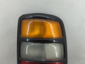 2000-2003 Chevrolet Tahoe Tail Light Assembly Passenger Right OEM P/N:16525376A39 Fits Fits 2000 2001 2002 2003 OEM Used Auto Parts