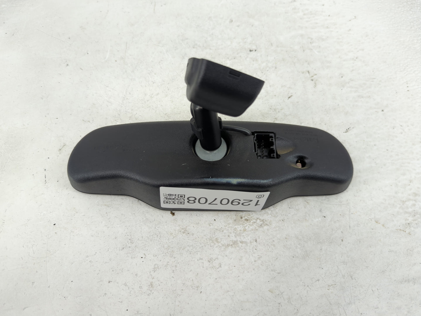 2003 Chevrolet Tahoe Interior Rear View Mirror Replacement OEM P/N:E11015322 Fits OEM Used Auto Parts - Oemusedautoparts1.co