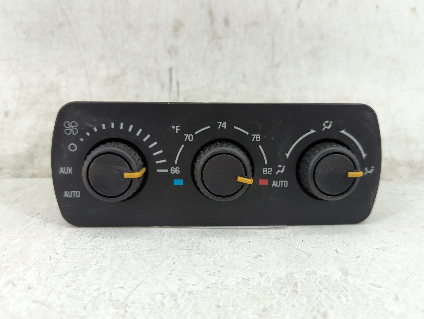 2003-2006 Chevrolet Tahoe Climate Control Module Temperature AC/Heater Replacement P/N:15763048 Fits Fits 2003 2004 2005 200