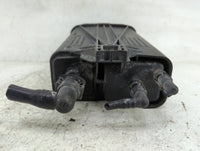 2003 Chevrolet Tahoe Fuel Vapor Charcoal Canister - Oemusedautoparts1.com