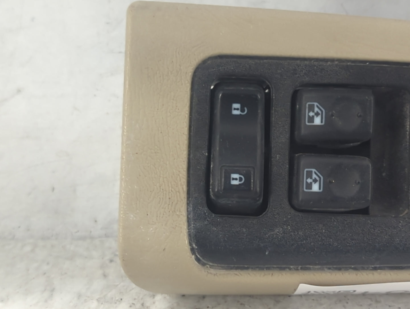 2003-2006 Chevrolet Tahoe Master Power Window Switch Replacement Driver Side Left P/N:15186208 Fits Fits 2003 2004 2005 2006
