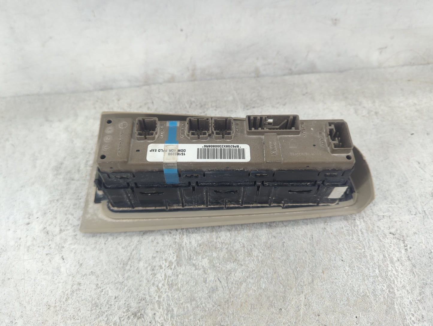2003-2006 Chevrolet Tahoe Master Power Window Switch Replacement Driver Side Left P/N:15186208 Fits Fits 2003 2004 2005 2006