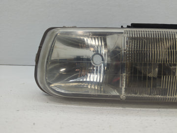 2003 Chevrolet Tahoe Tail Light Assembly Driver Left OEM P/N:F1EB-13404-GH F1EB-13404-GJ Fits Fits 2015 2016 2017 2018 OEM Used Auto Parts