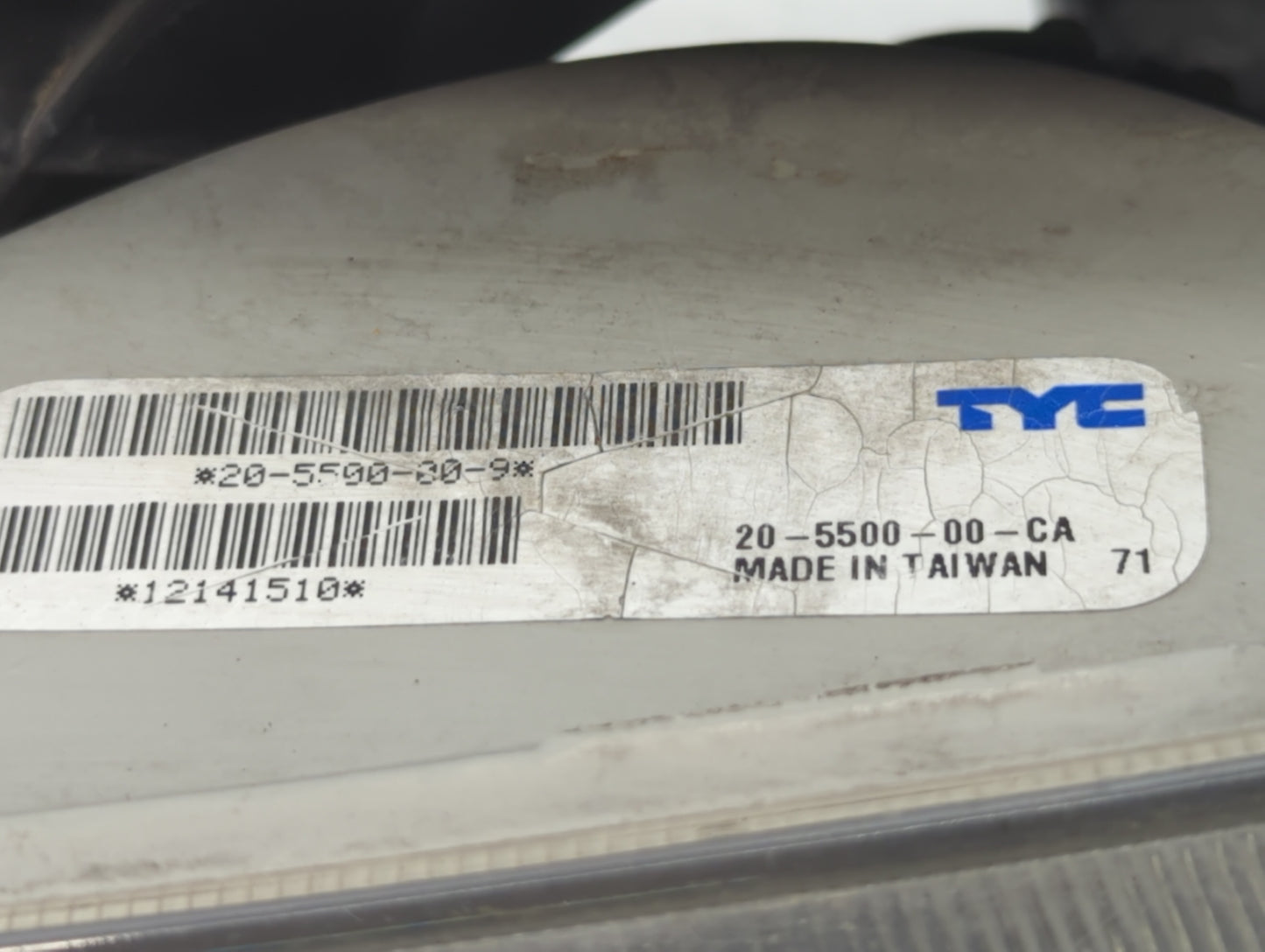 2003 Chevrolet Tahoe Tail Light Assembly Driver Left OEM P/N:F1EB-13404-GH F1EB-13404-GJ Fits Fits 2015 2016 2017 2018 OEM U