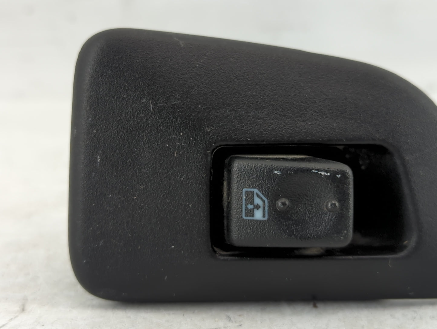 2003-2006 Chevrolet Tahoe Master Power Window Switch Replacement Driver Side Left P/N:1518032 Fits Fits 2003 2004 2005 2006 