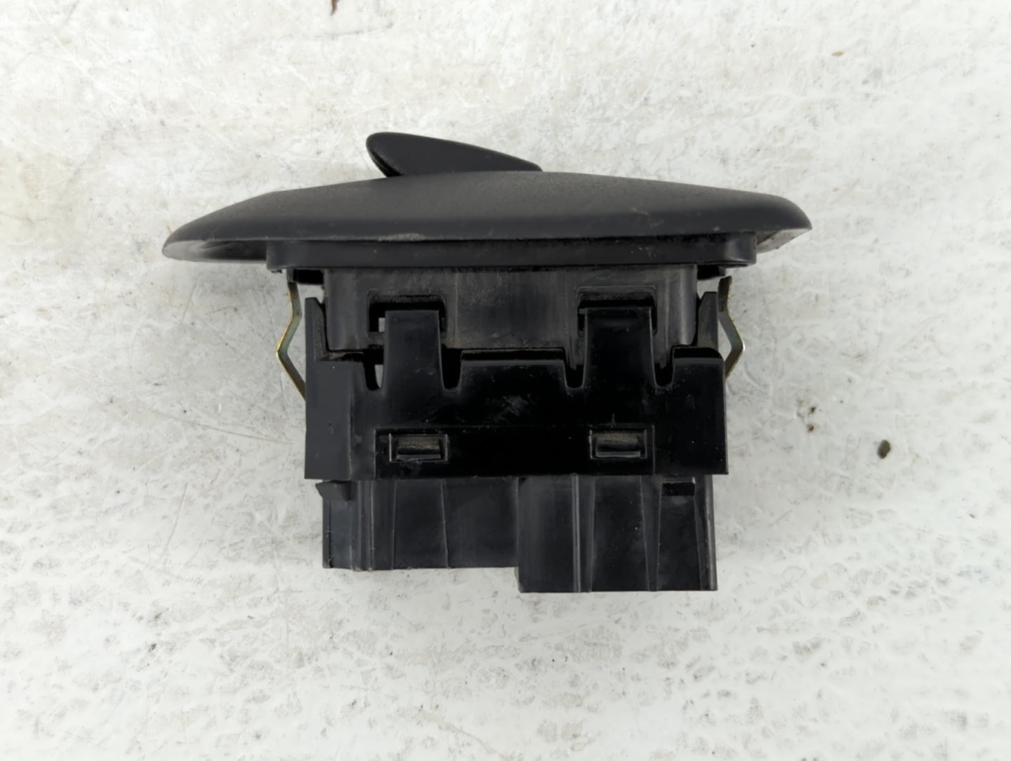2003-2006 Chevrolet Tahoe Master Power Window Switch Replacement Driver Side Left P/N:1518032 Fits Fits 2003 2004 2005 2006 
