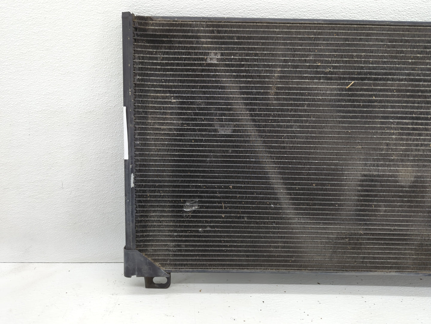 Chevrolet Tahoe Left Radiator Fan Motor Assembly - Oemusedautoparts1.com