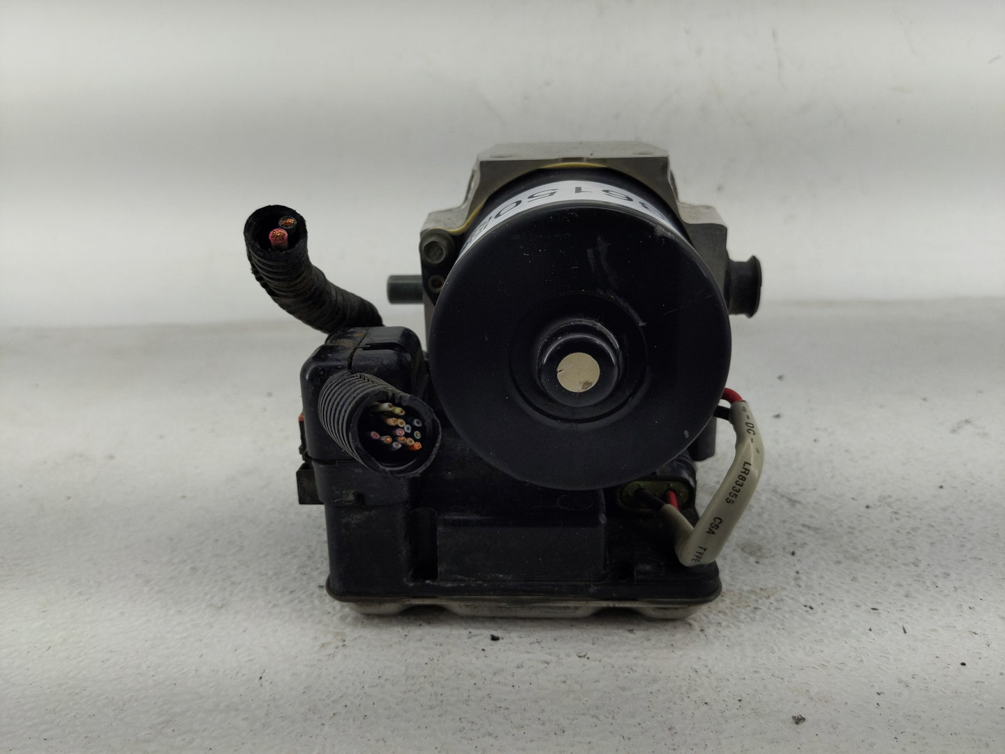2002-2003 Chevrolet Trailblazer ABS Pump Control Module Replacement P/N:13354735 Fits Fits 2002 2003 OEM Used Auto Parts - O