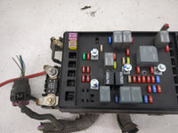 2002-2003 Chevrolet Trailblazer Fusebox Fuse Box Panel Relay Module P/N:15428122 Fits Fits 2002 2003 OEM Used Auto Parts - O