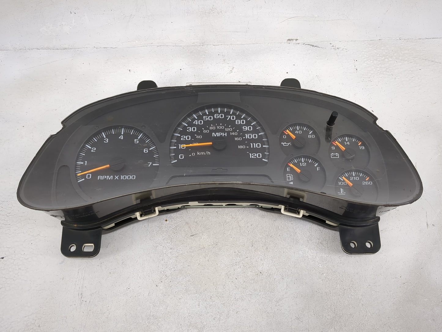 2003-2004 Chevrolet Trailblazer Instrument Cluster Speedometer Gauges P/N:15115884 50H1FJF031930P9T Miles: Fits Fits 2003 20