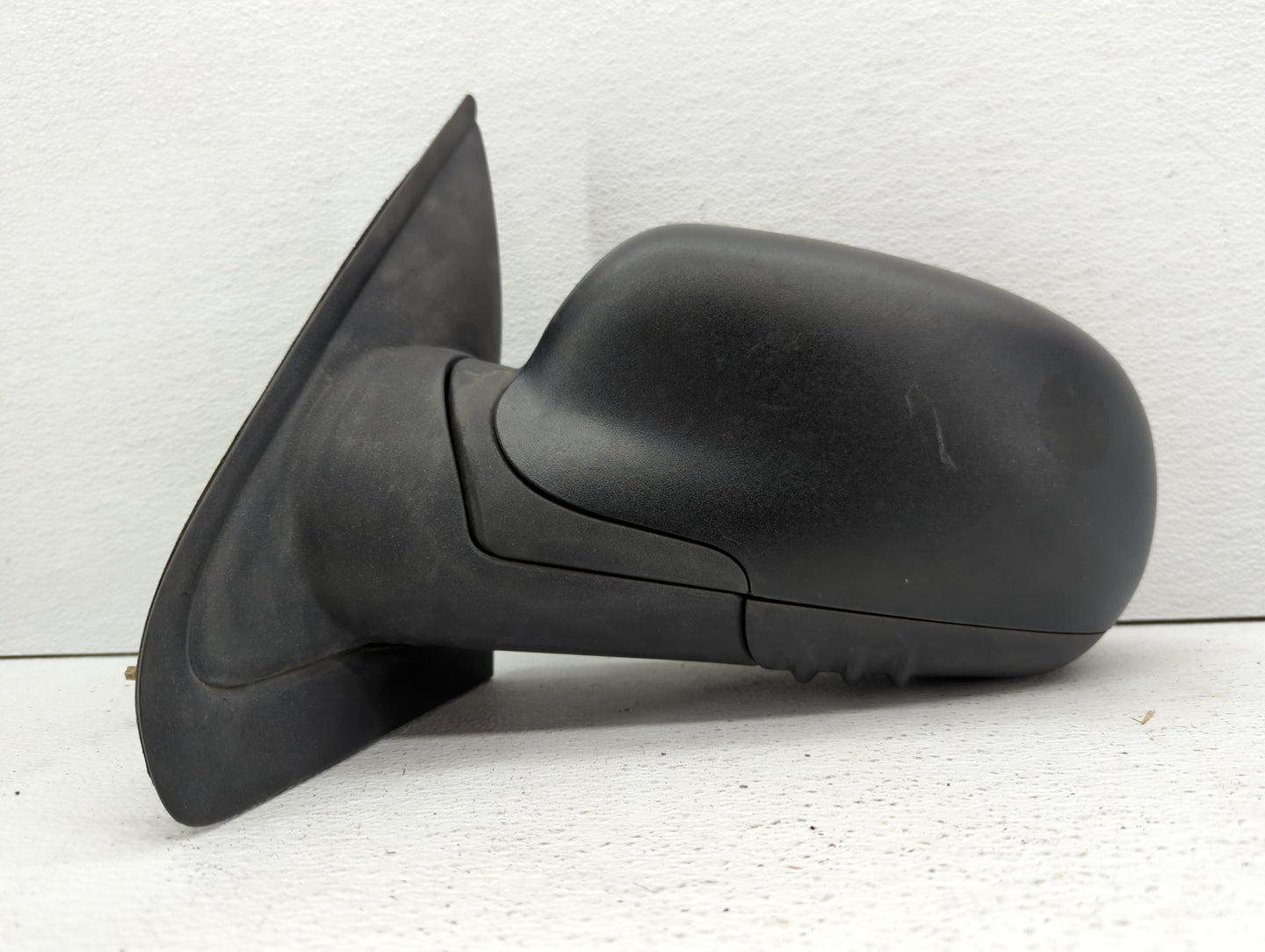 2002-2006 Chevrolet Trailblazer Ext Driver Side View Mirror - Left Door Mirror OEM Used - Oemusedautoparts1.com