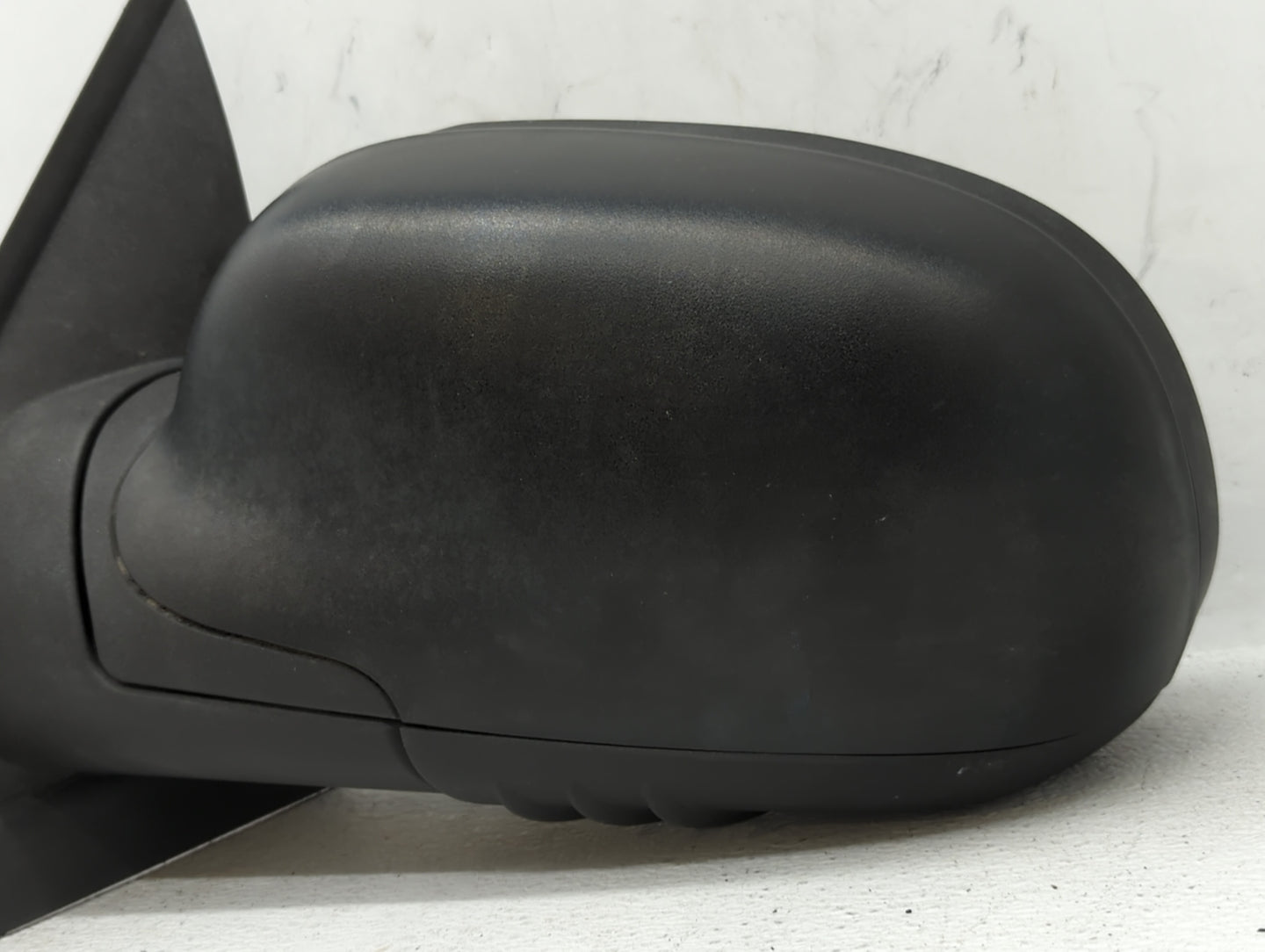 2002-2006 Chevrolet Trailblazer Ext Driver Side View Mirror - Left Door Mirror OEM Used - Oemusedautoparts1.com