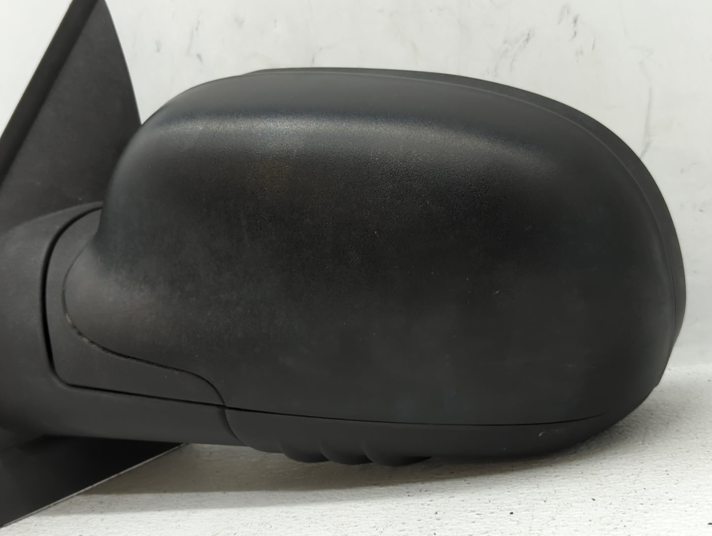 2002-2006 Chevrolet Trailblazer Ext Driver Side View Mirror - Left Door Mirror OEM Used - Oemusedautoparts1.com