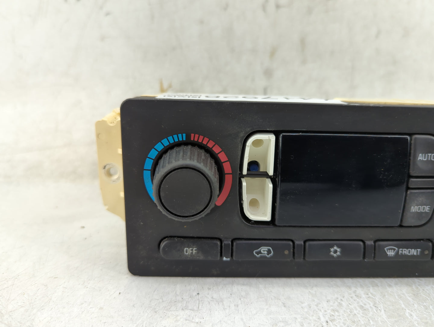2003 Chevrolet Trail Blazer Climate Control Module Temperature AC/Heater Replacement P/N:15195331 Fits Fits 2004 OEM Used Au