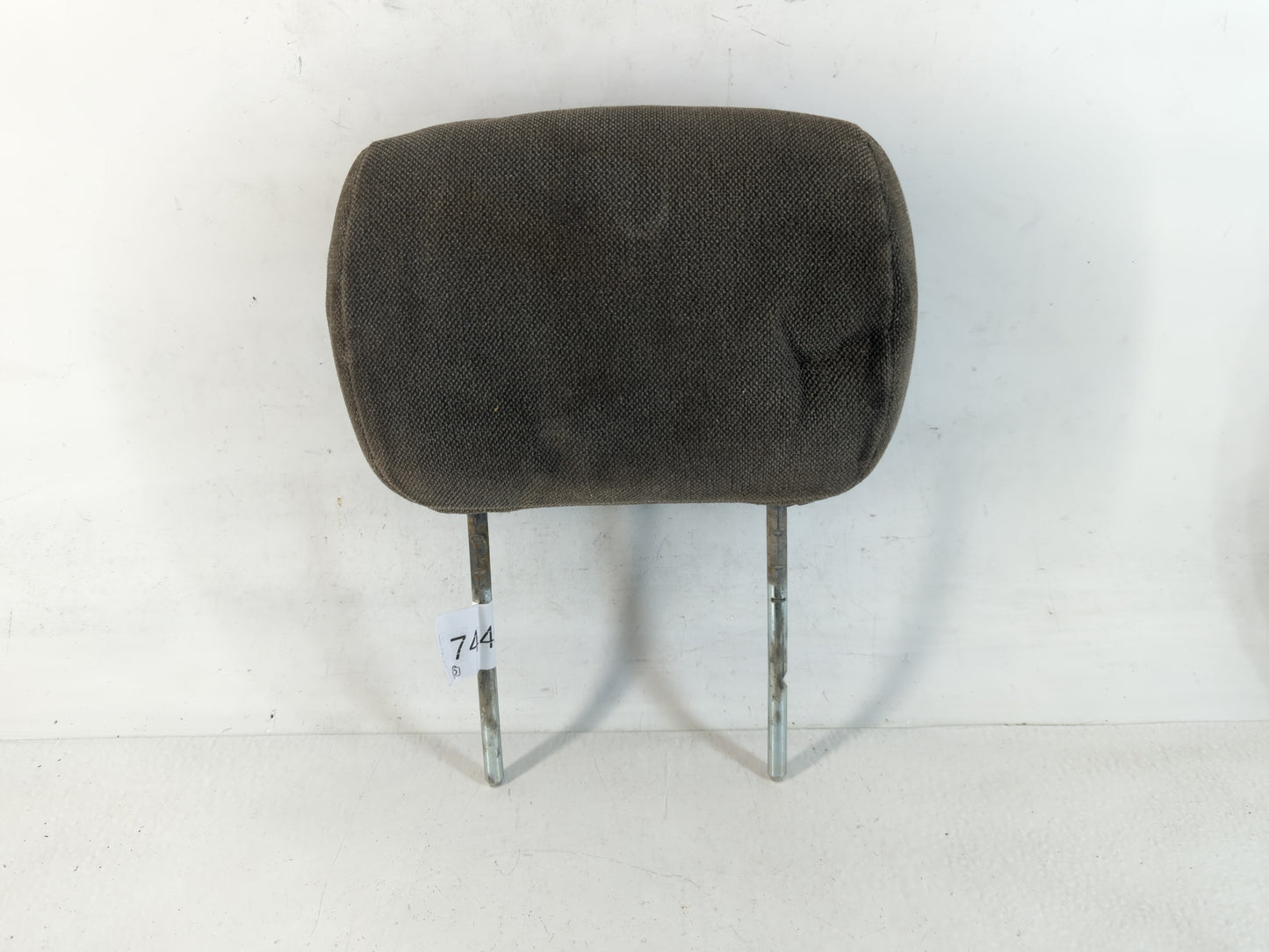 2003 Chevrolet Trail Blazer Headrest Head Rest Rear Seat Fits OEM Used Auto Parts - Oemusedautoparts1.com