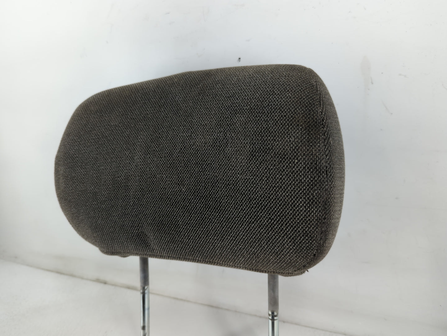 2003 Chevrolet Trail Blazer Headrest Head Rest Front Driver Passenger Seat Fits OEM Used Auto Parts - Oemusedautoparts1.com