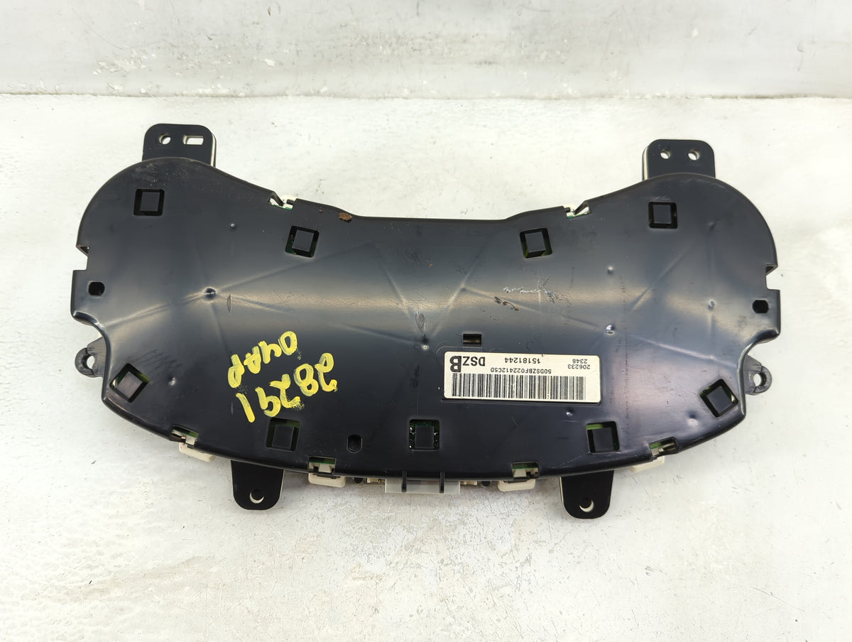 2003 Chevrolet Trail Blazer Instrument Cluster Speedometer Gauges P/N:15181244 Miles:246K Fits Fits 2004 OEM Used Auto Parts