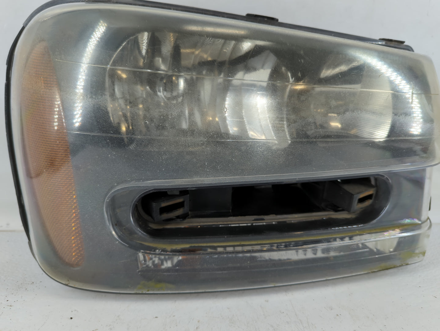 Chevrolet Trlblz Passenger Right Oem Head Light Headlight Lamp - Oemusedautoparts1.com