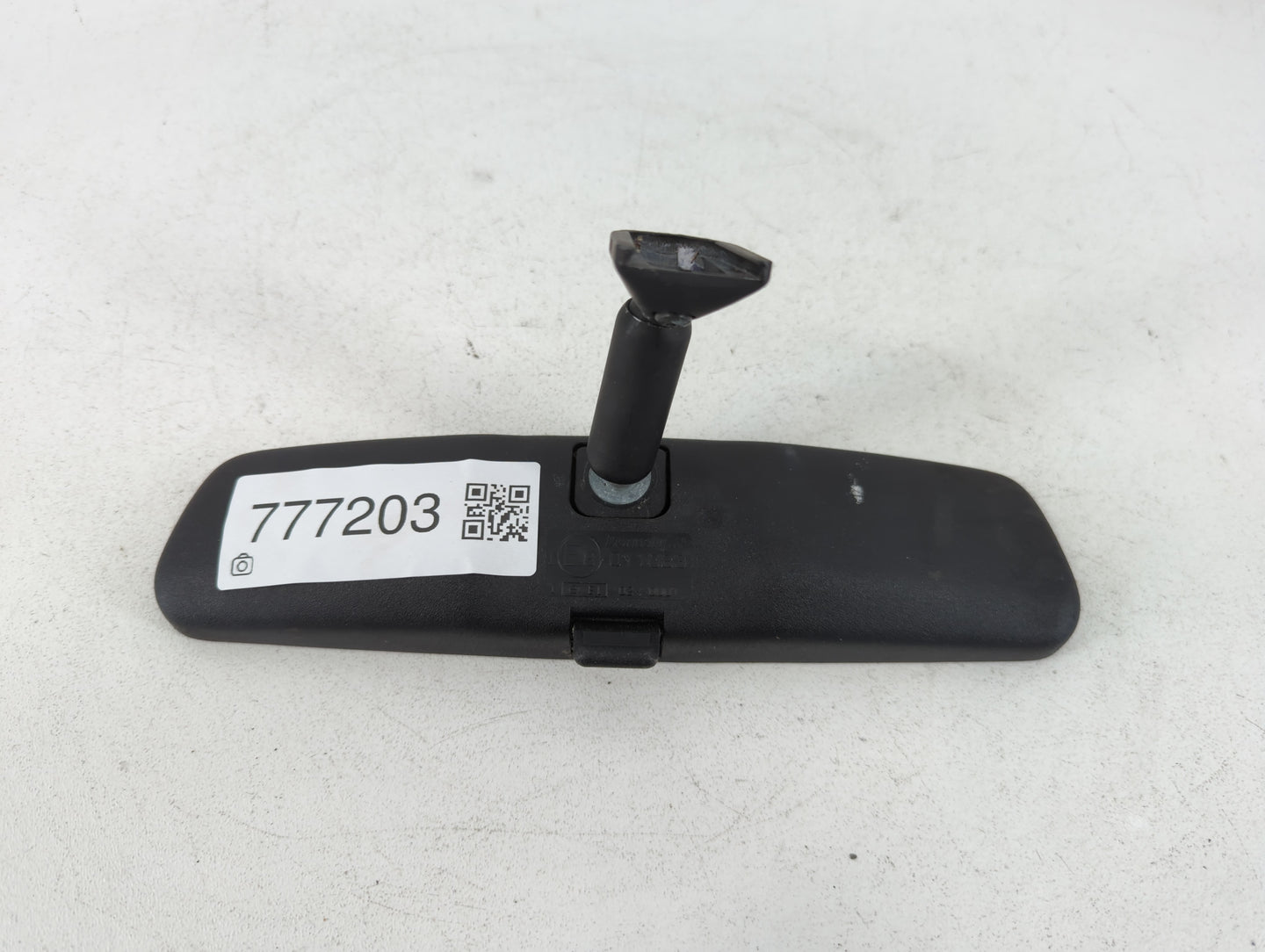 2003 Chevrolet Trlblz Interior Rear View Mirror Replacement OEM P/N:E8011083 Fits OEM Used Auto Parts - Oemusedautoparts1.co
