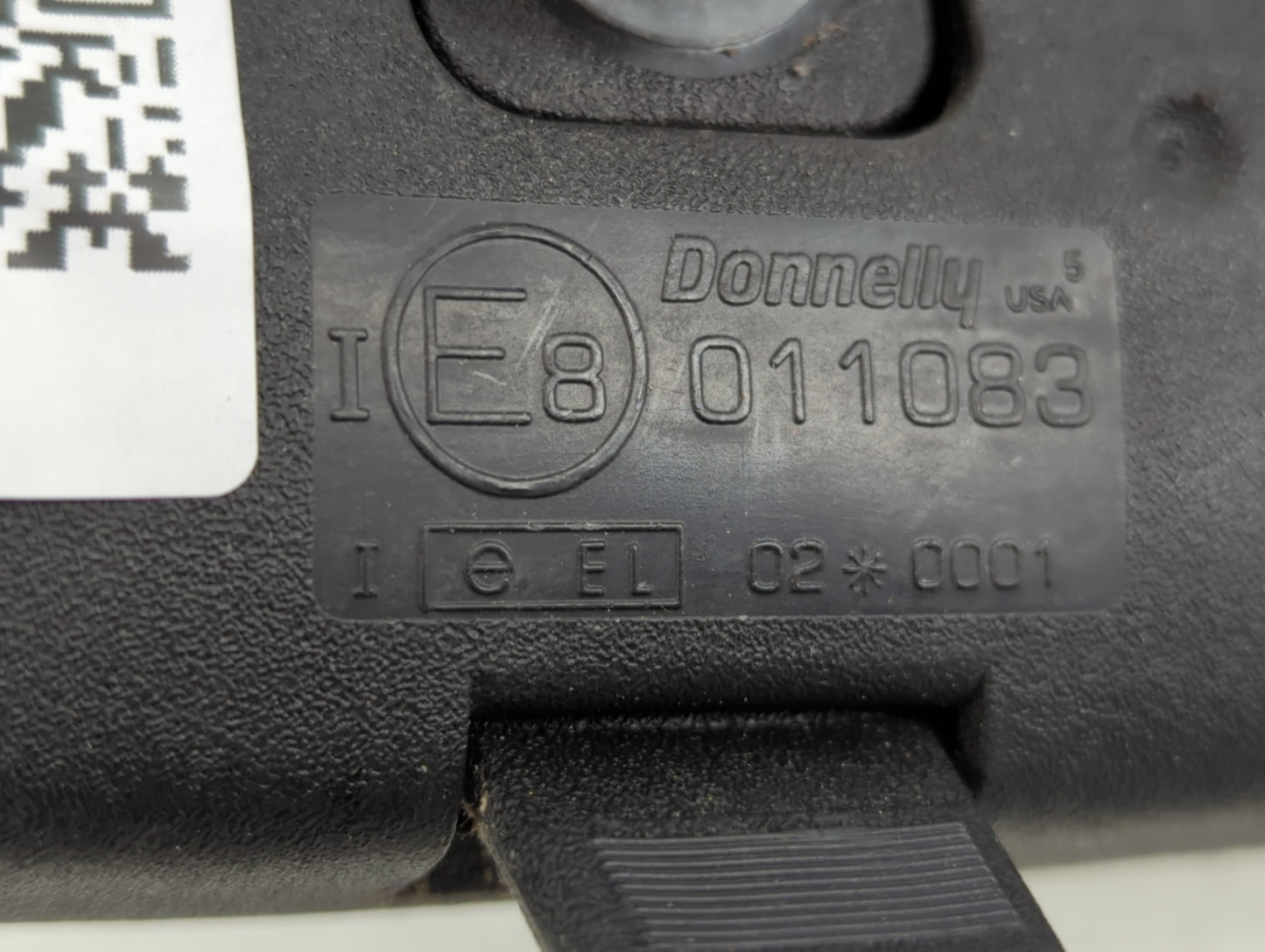 2003 Chevrolet Trlblz Interior Rear View Mirror Replacement OEM P/N:E8011083 Fits OEM Used Auto Parts - Oemusedautoparts1.co