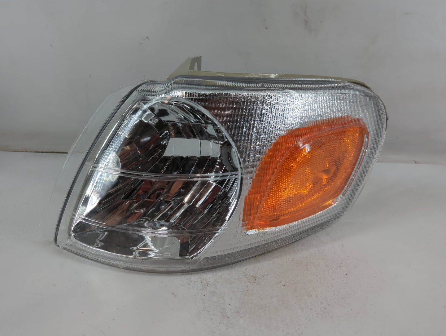 1997-2005 Chevrolet Venture Driver Left Oem Front Light Lamp - Oemusedautoparts1.com