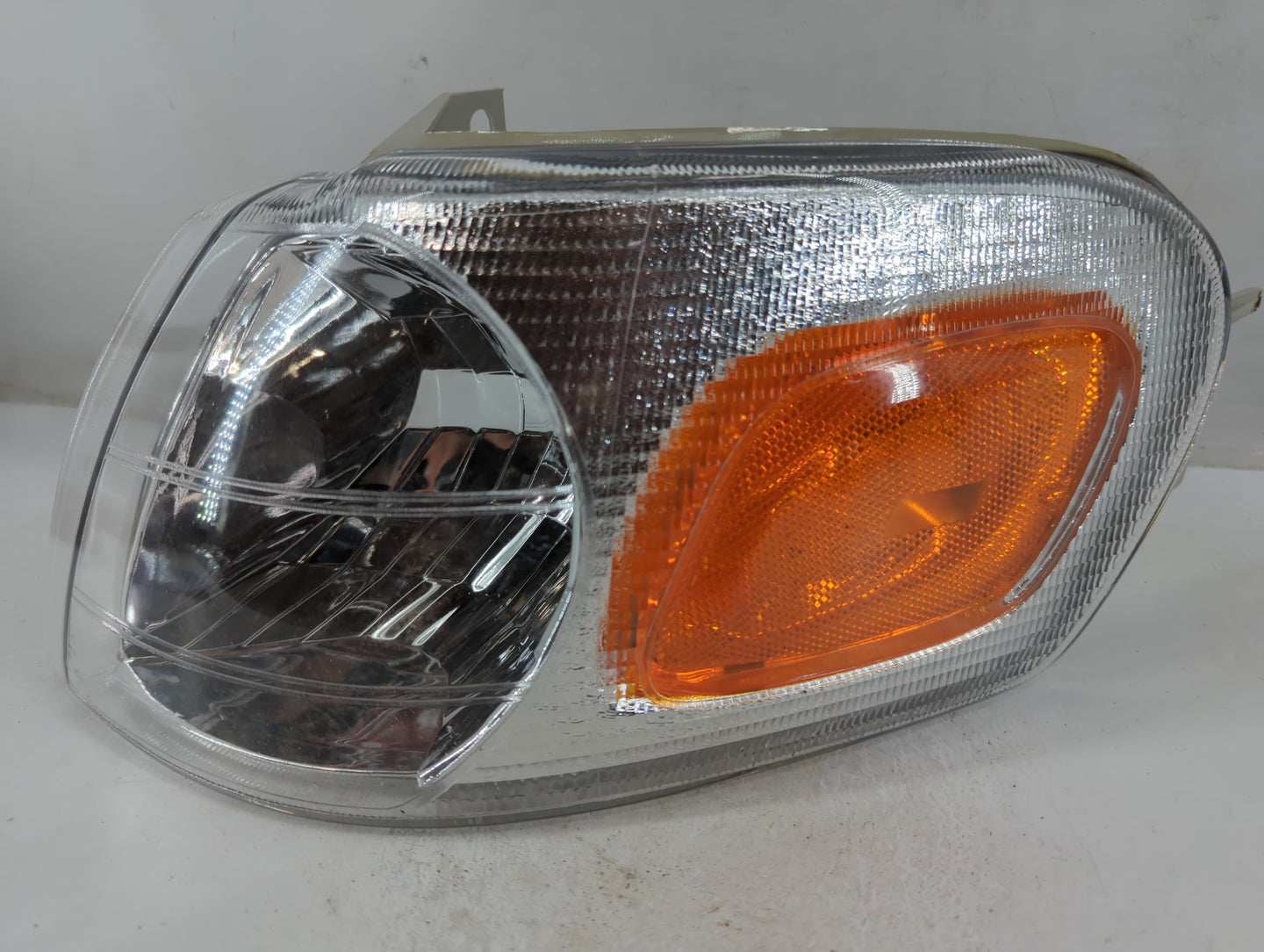1997-2005 Chevrolet Venture Driver Left Oem Front Light Lamp - Oemusedautoparts1.com