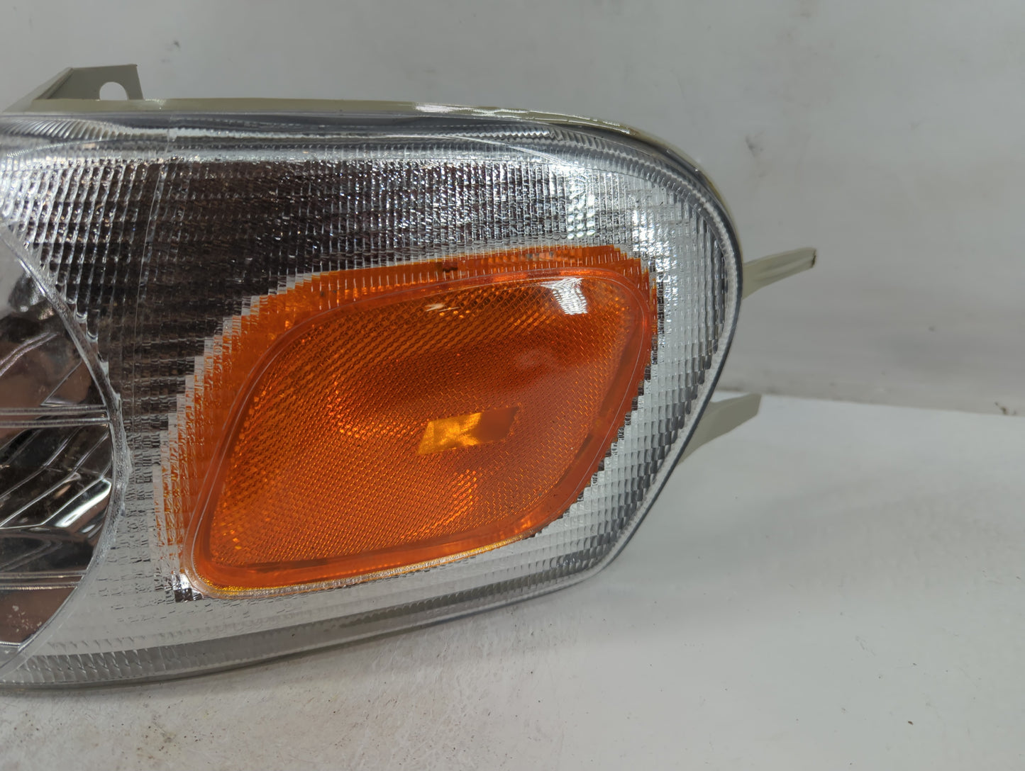 1997-2005 Chevrolet Venture Driver Left Oem Front Light Lamp - Oemusedautoparts1.com