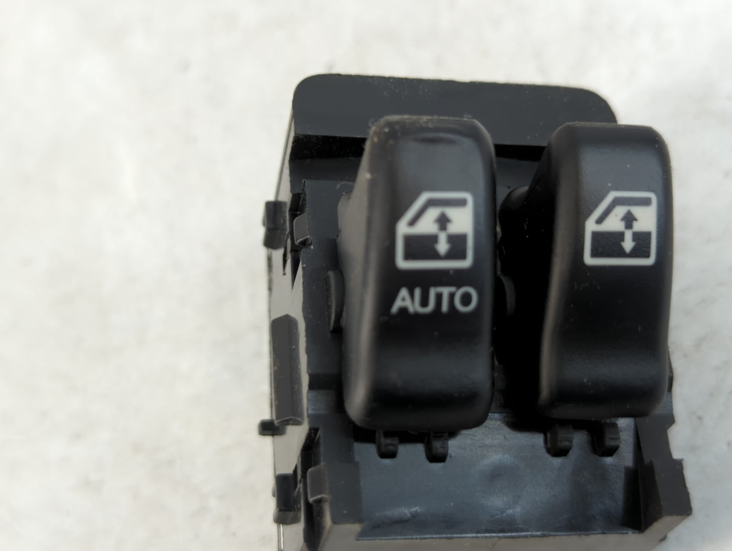 2000-2005 Chevrolet Venture Master Power Window Switch Replacement Driver Side Left Fits Fits 2000 2001 2002 2003 2004 2005 