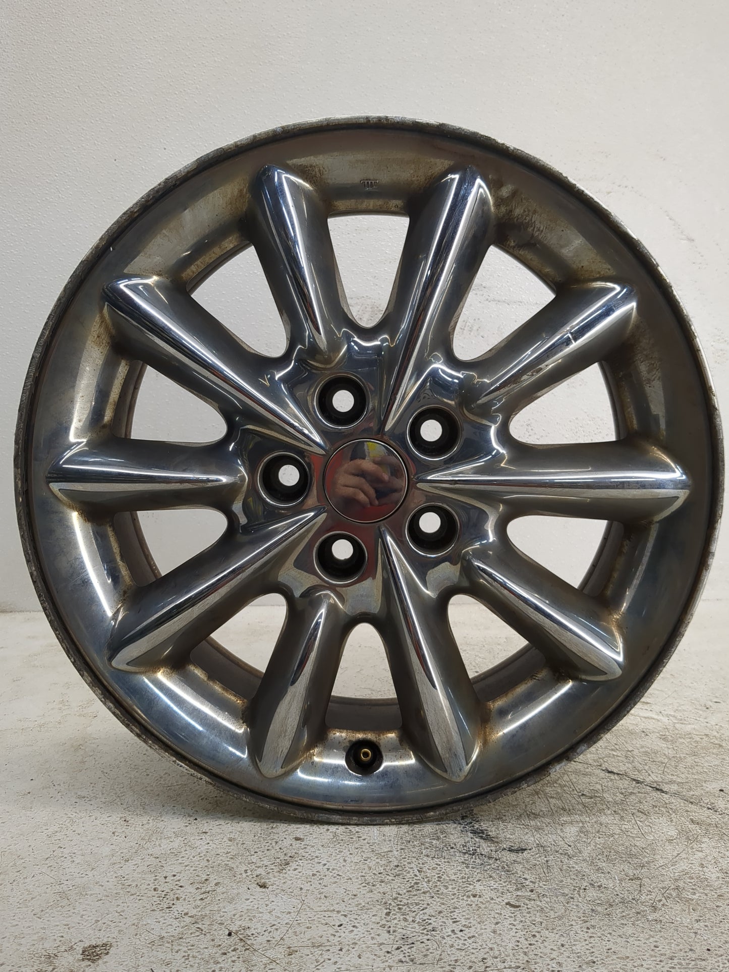 2003-2004 Chrysler 300m Oem Wheel Rim 1142759 - Oemusedautoparts1.com