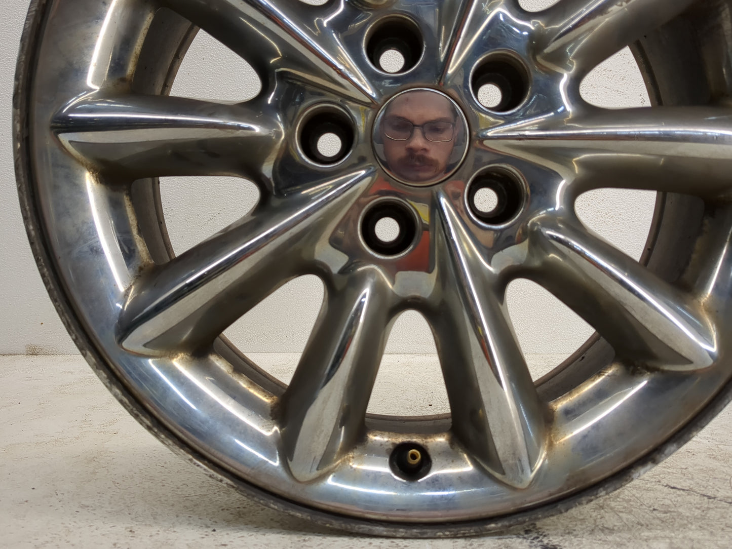 2003-2004 Chrysler 300m Oem Wheel Rim 1142759 - Oemusedautoparts1.com